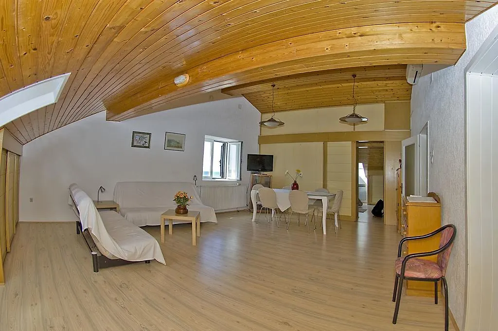 Apartments Tomato Novigrad Istria