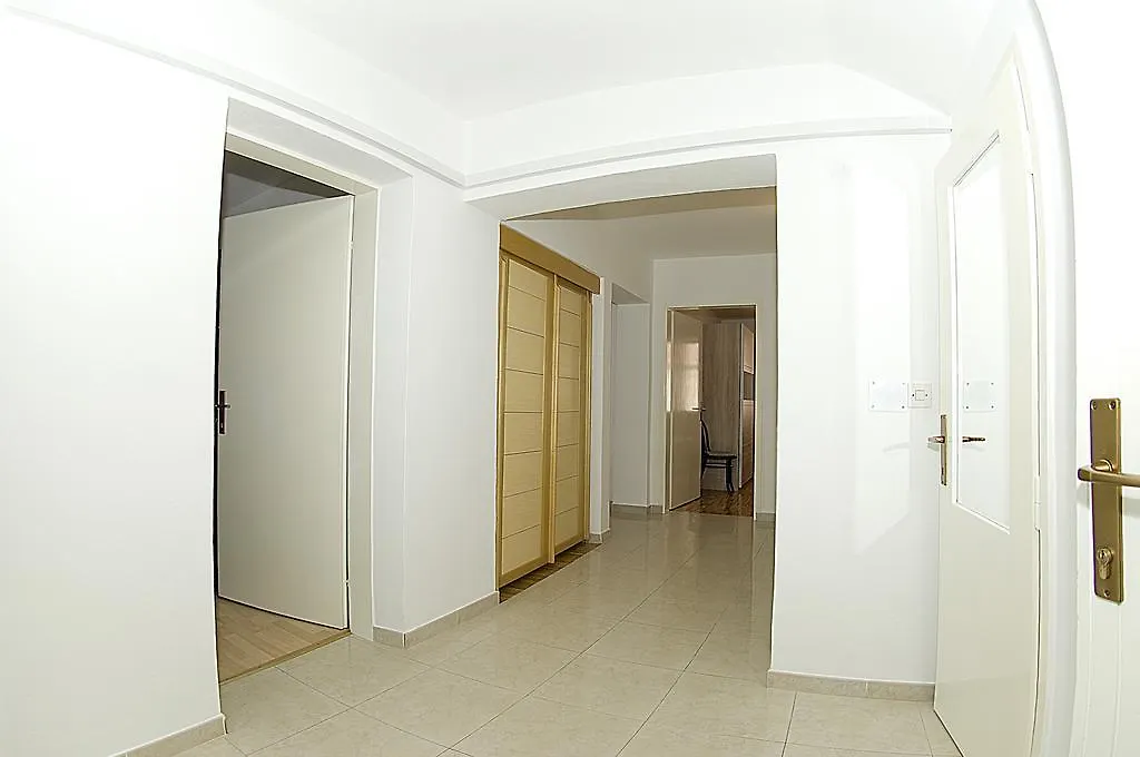Apartments Tomato Novigrad Istria 0*,