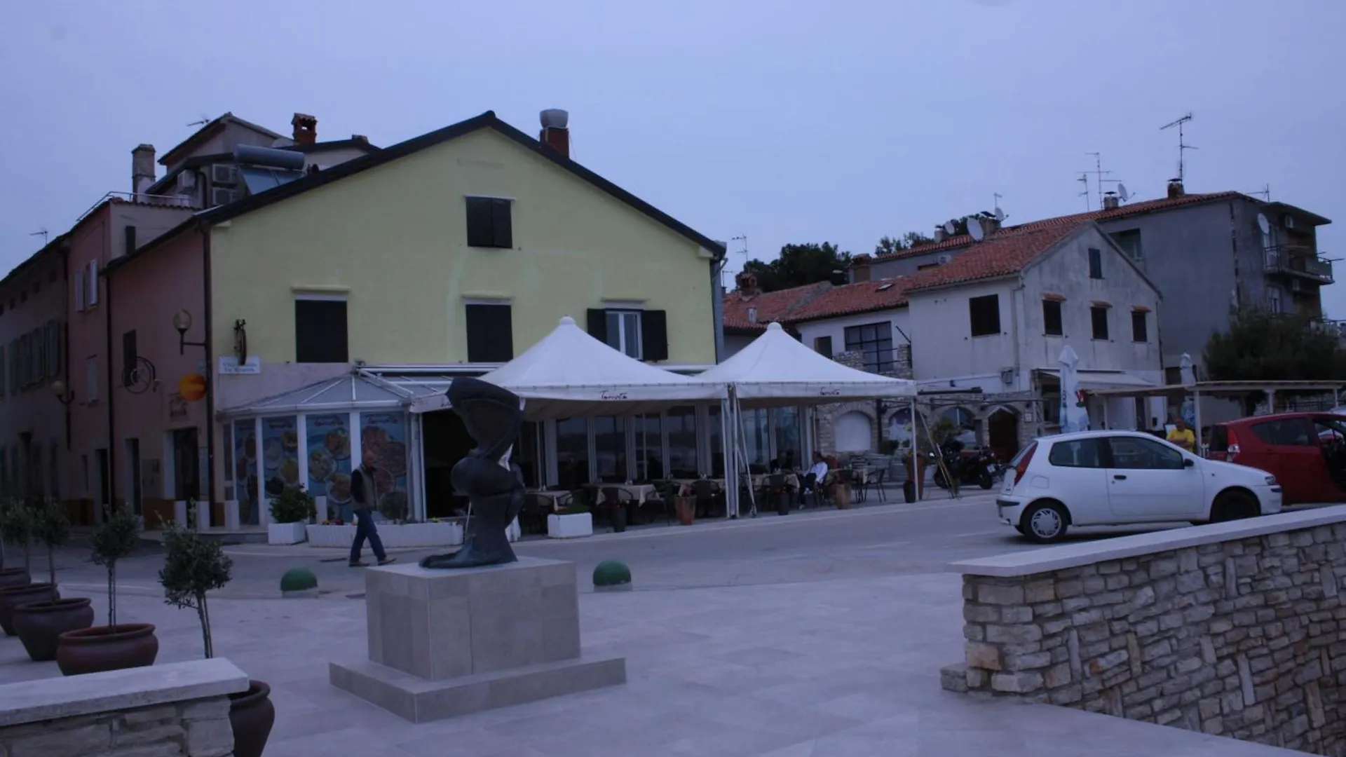 Apartments Tomato Novigrad  0*, Novigrad (Istria) Croatia