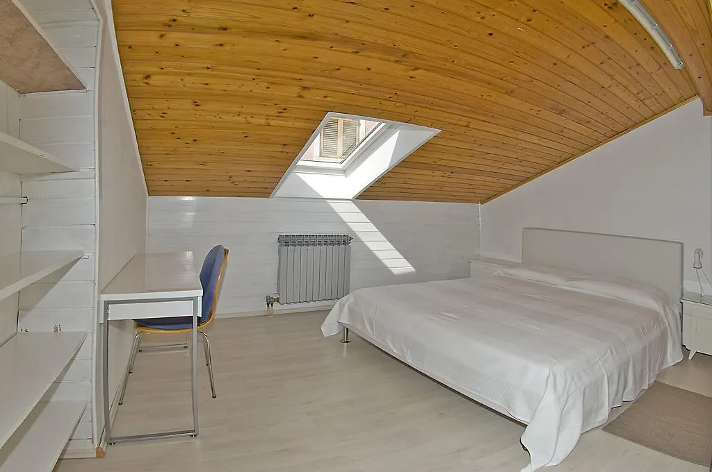 Apartments Tomato Novigrad  Croatia